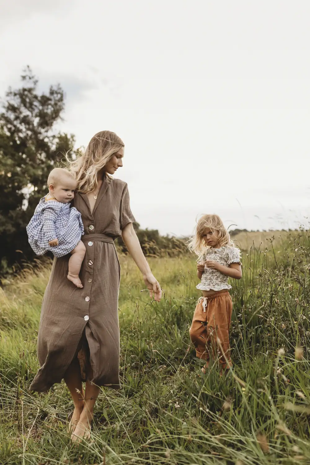 Outdoor family photography Byron Bay